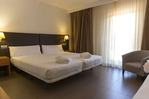 Üç Kişilik Oda (2Adults + 1 Child)