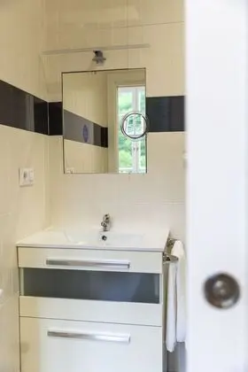 Gallery Tek Büyük Yataklı Oda