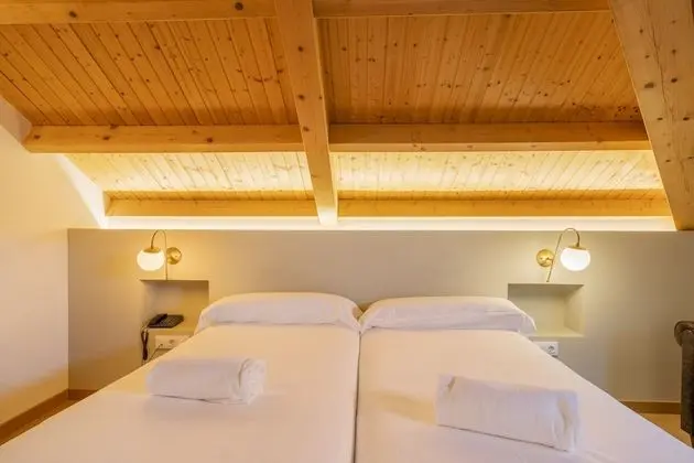 Standard Tek Büyük veya İki Ayrı Yataklı Oda