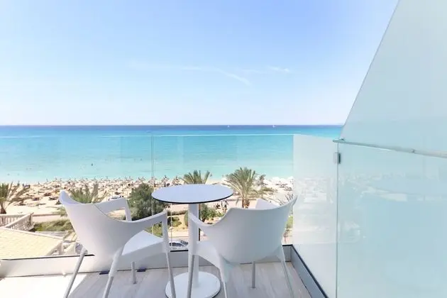 Tek Büyük Yataklı Oda, Deniz Manzaralı (Priority Location)