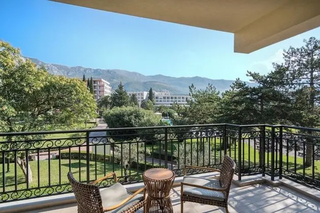 Junior Süit, Bahçe Manzaralı