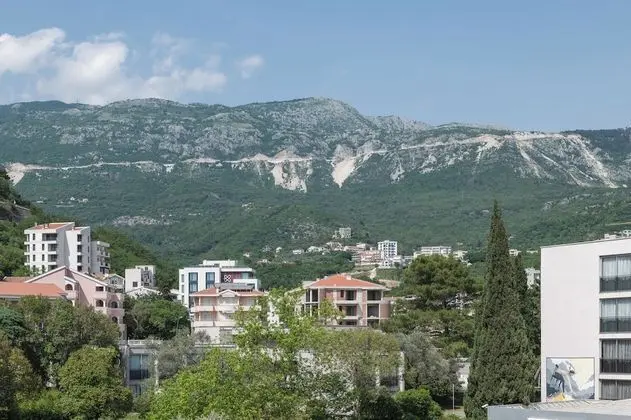 Tek Büyük Yataklı Oda (Interconnecting)