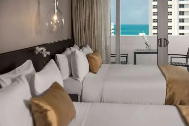 Premium Oda, 2 Büyük (Queen) Boy Yatak, Balkon, Kısmi Deniz Manzarası