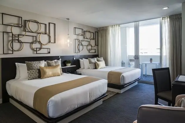 Premium Oda, 2 Büyük (Queen) Boy Yatak, Balkon, Kısmi Deniz Manzarası