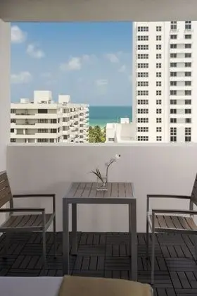 Premium Oda, 2 Büyük (Queen) Boy Yatak, Balkon, Kısmi Deniz Manzarası