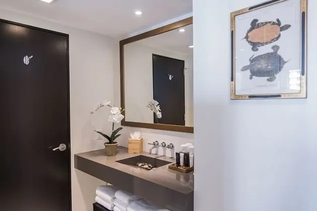 Premium Oda, 2 Büyük (Queen) Boy Yatak, Balkon, Kısmi Deniz Manzarası