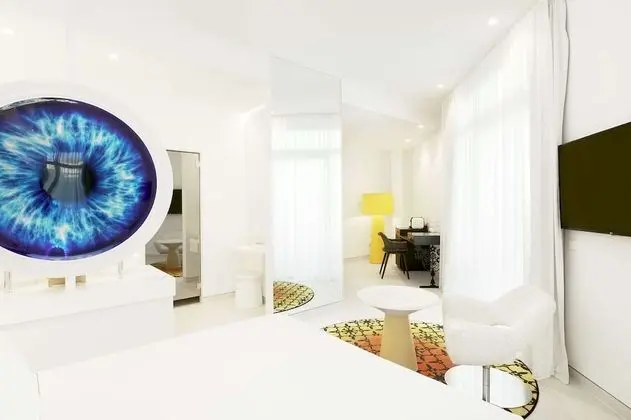 Tek Büyük Yataklı Oda, Balkon (by Marcel Wanders)
