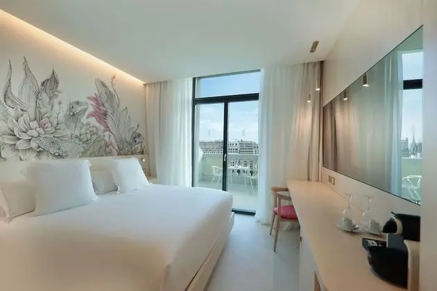 Deluxe Terrace Single Use