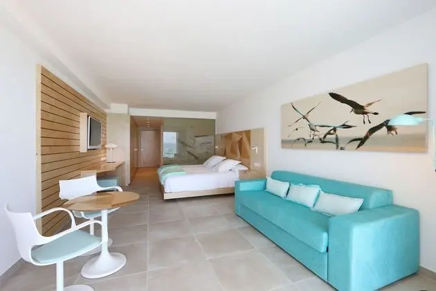 Junior Süit, Havuz Manzaralı