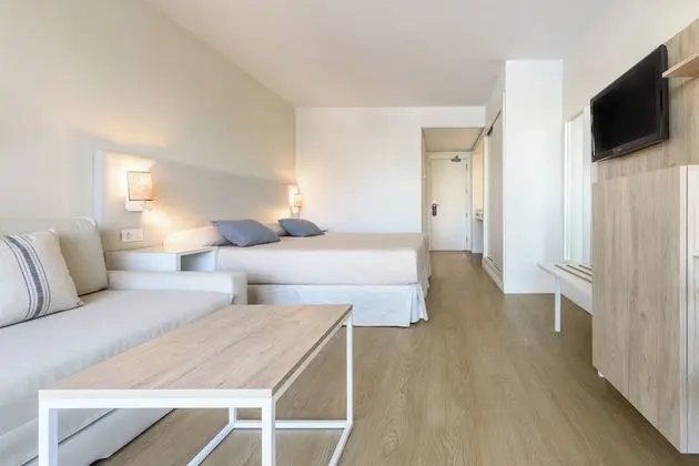 Standard Üç Kişilik Oda, Havuz Manzaralı (2 adults + 1 child)