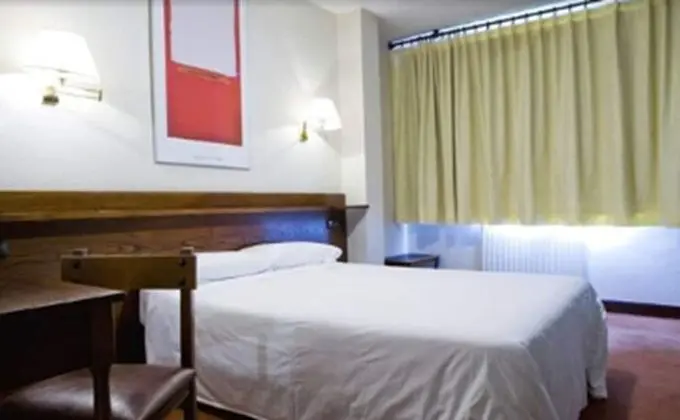 Tek Kişilik Oda, Balkon, Şehir Manzaralı