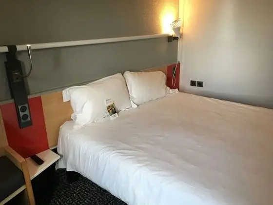 Standard Oda, 1 Çift Kişilik Yatak