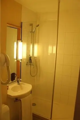 Standard Oda, 1 Çift Kişilik Yatak