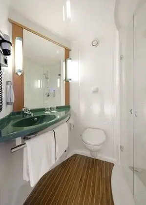 Oda, 2 Tek Kişilik Yatak