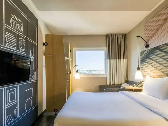 Standard Oda, 1 Çift Kişilik Yatak ve Çekyat