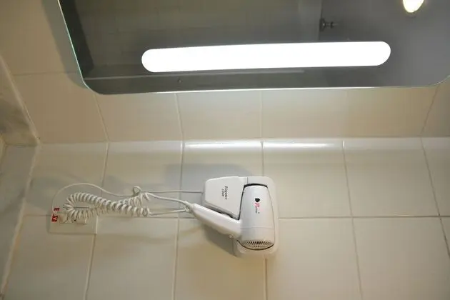 İki Ayrı Yataklı Oda, 2 Tek Kişilik Yatak