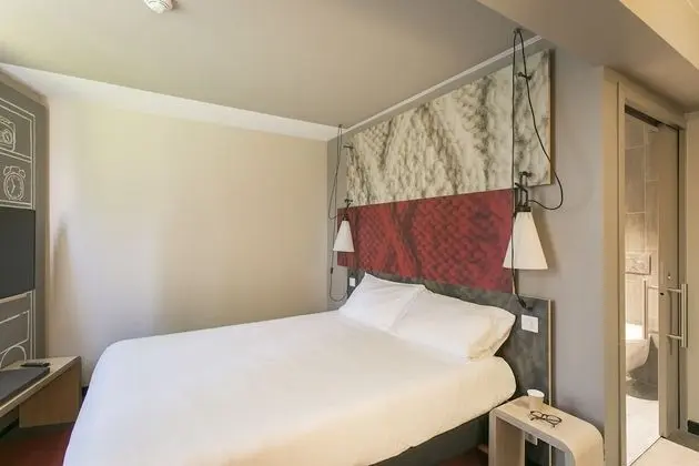 Standard Oda, 1 Çift Kişilik Yatak