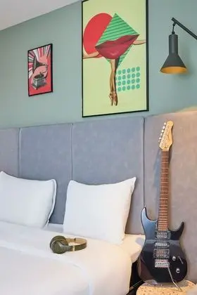 Tek Büyük Yataklı Oda (New Sleep Easy Concept)