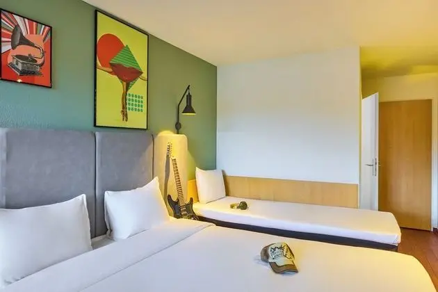 Tek Büyük Yataklı Oda (New Sleep Easy Concept)