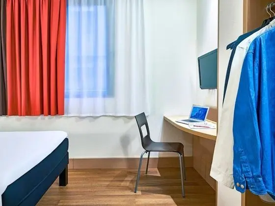 Tek Büyük Yataklı Oda, Birden Çok Yatak