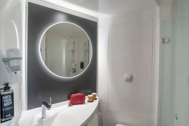 Standard Tek Büyük Yataklı Oda, Birden Çok Yatak