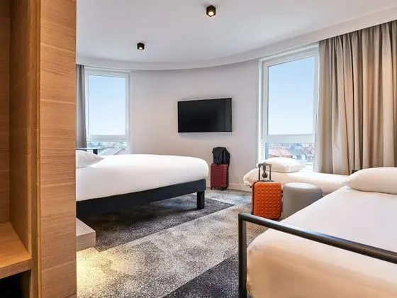 Family Oda, 1 Çift Kişilik Yatak ve Çekyat