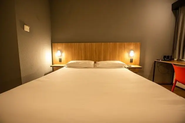 Standard Oda, 1 Çift Kişilik Yatak