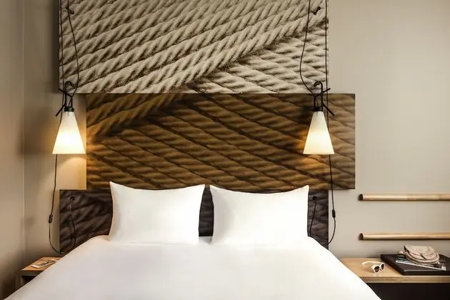 Oda, 1 Çift Kişilik Yatak