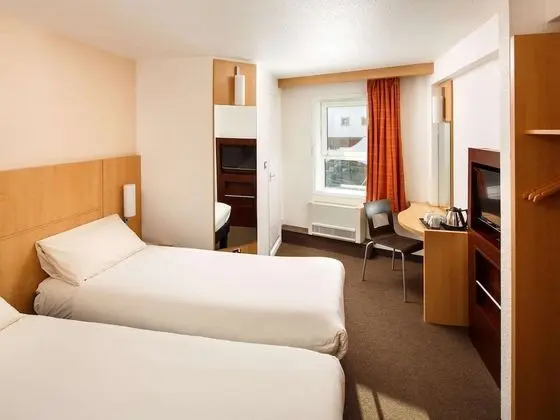 İki Ayrı Yataklı Oda, 2 Tek Kişilik Yatak