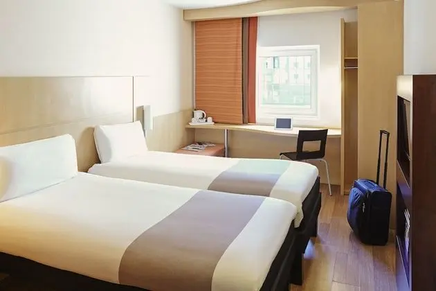 İki Ayrı Yataklı Oda, 2 Tek Kişilik Yatak