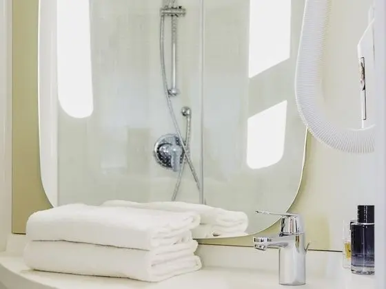Comfort Tek Büyük Yataklı Oda, 1 Çift Kişilik Yatak