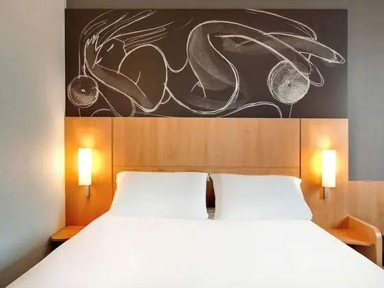 Standard Tek Büyük Yataklı Oda, 1 Çift Kişilik Yatak ve Çekyat (1 place)