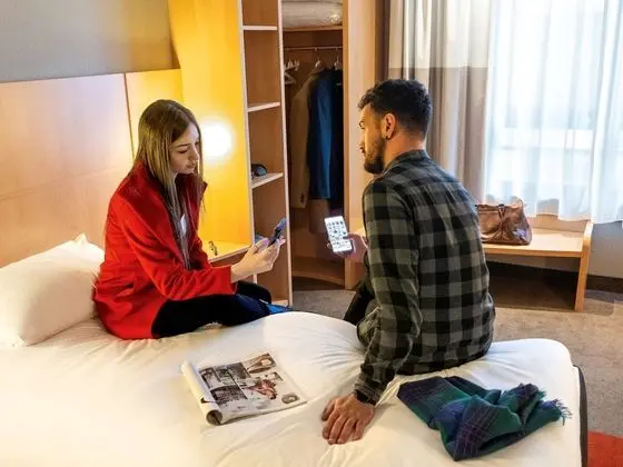Tek Büyük Yataklı Oda, 1 Çift Kişilik Yatak