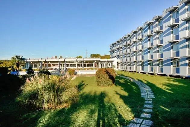 Üç Kişilik Oda, 1 Çift Kişilik Yatak