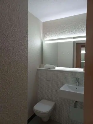 Üç Kişilik Oda, Birden Çok Yatak