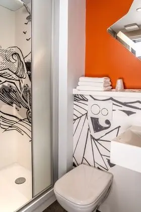 Üç Kişilik Oda, 3 Tek Kişilik Yatak