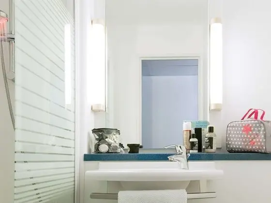 Üç Kişilik Oda, Birden Çok Yatak