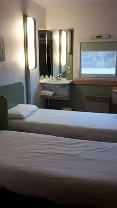 İki Ayrı Yataklı Oda, 2 Tek Kişilik Yatak