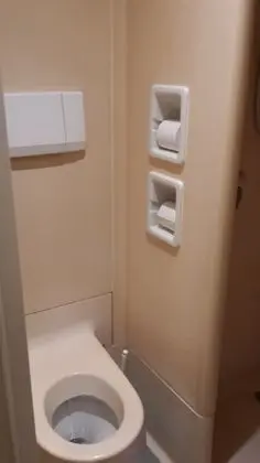 Üç Kişilik Oda, Birden Çok Yatak