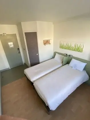 İki Ayrı Yataklı Oda, 2 Tek Kişilik Yatak