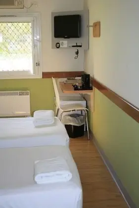 Oda, 3 Tek Kişilik Yatak