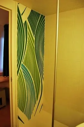 Üç Kişilik Oda, Birden Çok Yatak