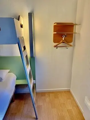 Üç Kişilik Oda, Birden Çok Yatak