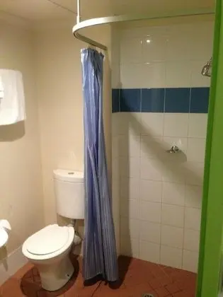 Standard Oda, 1 Büyük (Queen) Boy Yatak