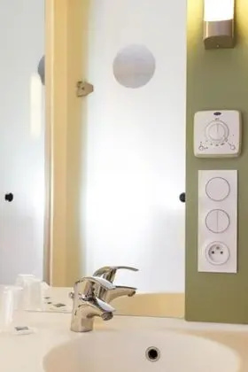 İki Ayrı Yataklı Oda, 2 Tek Kişilik Yatak