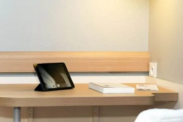 Üç Kişilik Oda, Birden Çok Yatak