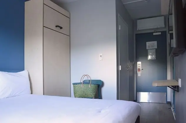 Tek Büyük Yataklı Oda, Birden Çok Yatak