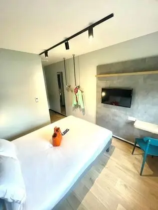 Tek Büyük Yataklı Oda, Birden Çok Yatak