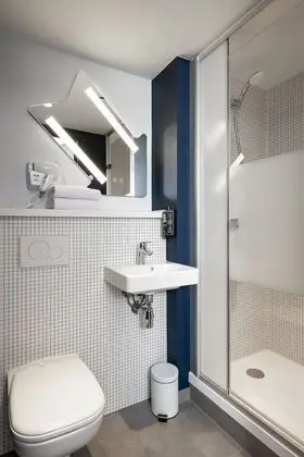 Triple room, 1 double bed + 1 single bed