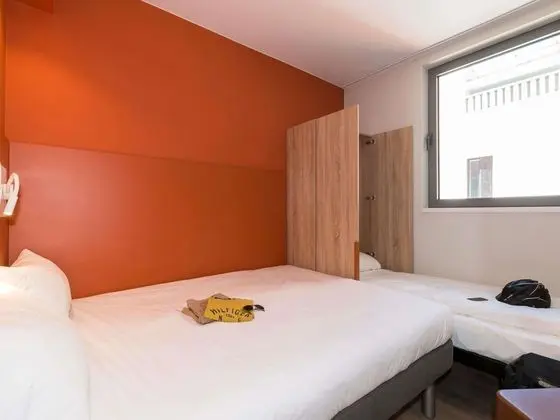 Triple room, 1 double bed + 1 single bed